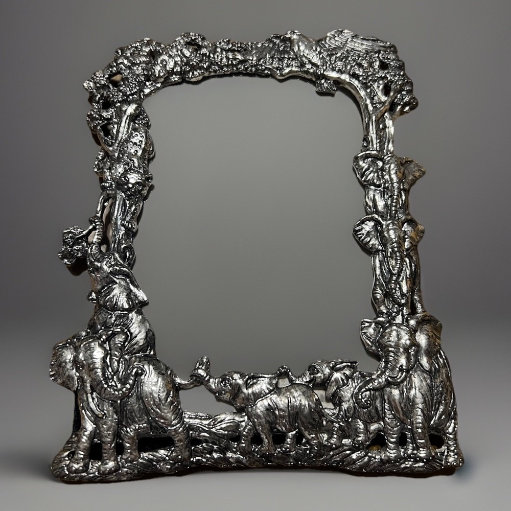 Vintage 1995 Arthur Court SilverTone Pewter Safari‎ Animal Picture Frame  3x5